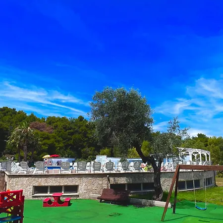 ホリデーパーク Villaggio La Giara 3*