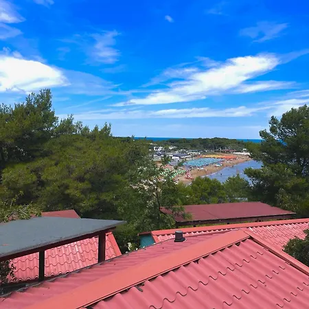 Villaggio La Giara ホリデーパーク ヴィエステ