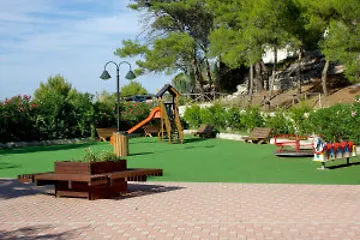 Villaggio La Giara ホリデーパーク ヴィエステ